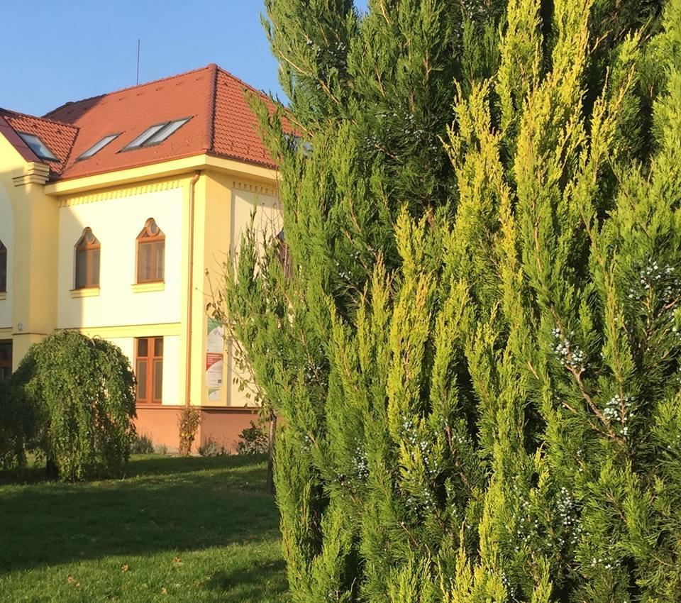 MAMRE Szálló Hajduboszormeny Exterior foto